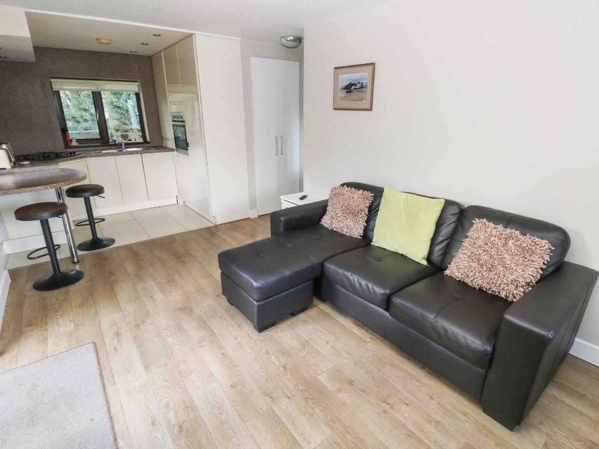 The Garden Flat Villa Saundersfoot Bagian luar foto
