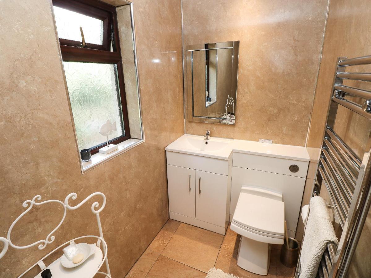 The Garden Flat Villa Saundersfoot Bagian luar foto